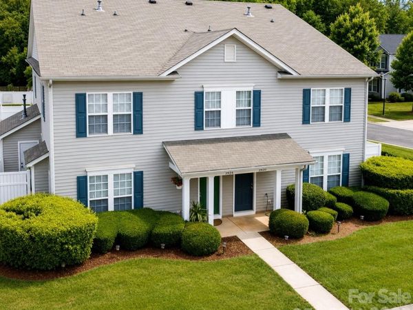 2049 Flushing Court , Charlotte, NC 28215