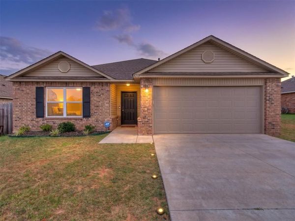 4713 Churchill , Shawnee, OK 74804