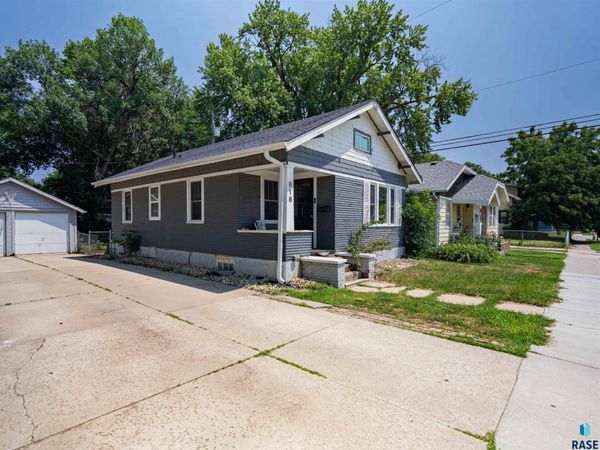 816 22nd St, Sioux Falls, SD 57105