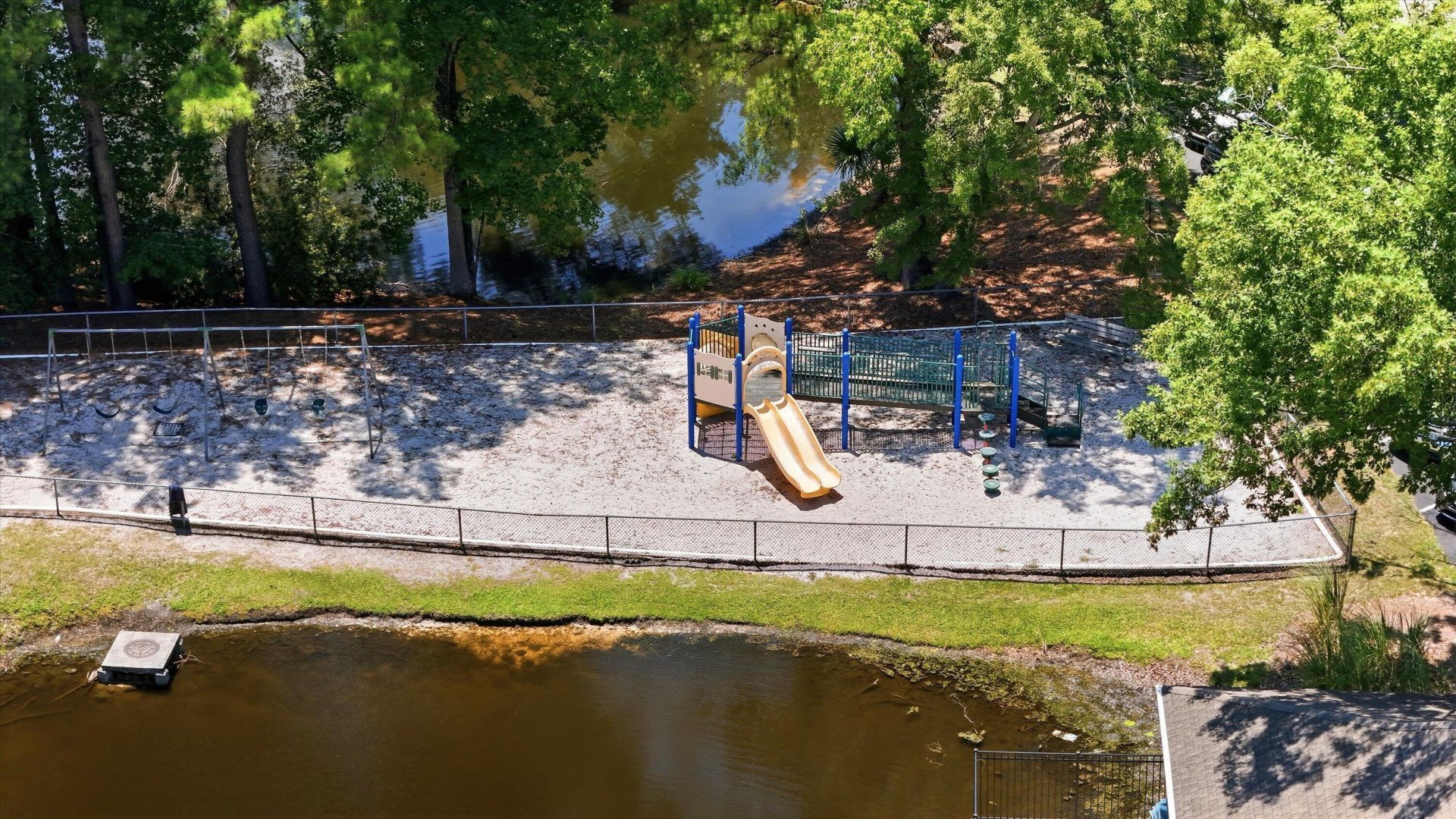 7880 Champion Way Photo 18