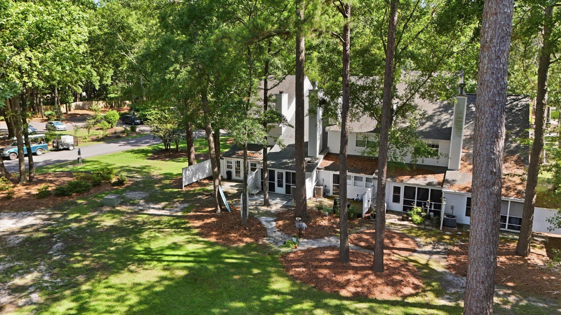 7880 Champion Way Photo 21