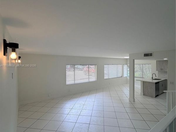 4705 SW 62nd Ave , Unit 104, Davie, FL 33314