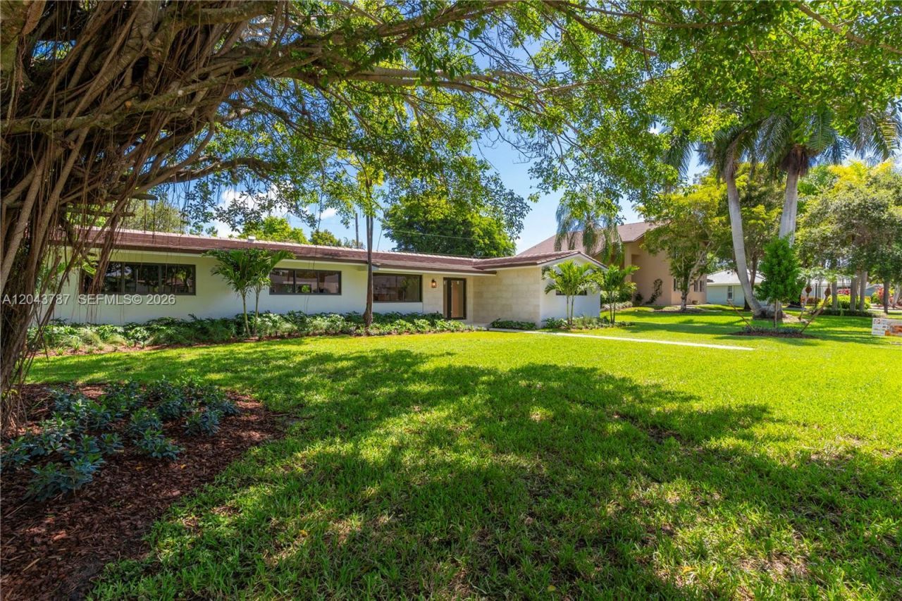 7845 SW 161st St, Palmetto Bay, FL 33157 Photo