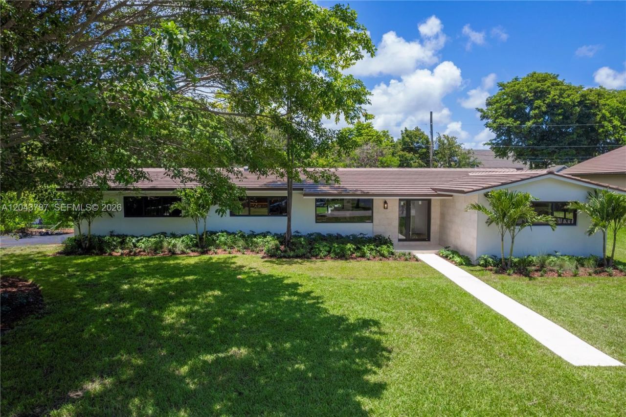7845 SW 161st St, Palmetto Bay, FL 33157 Photo