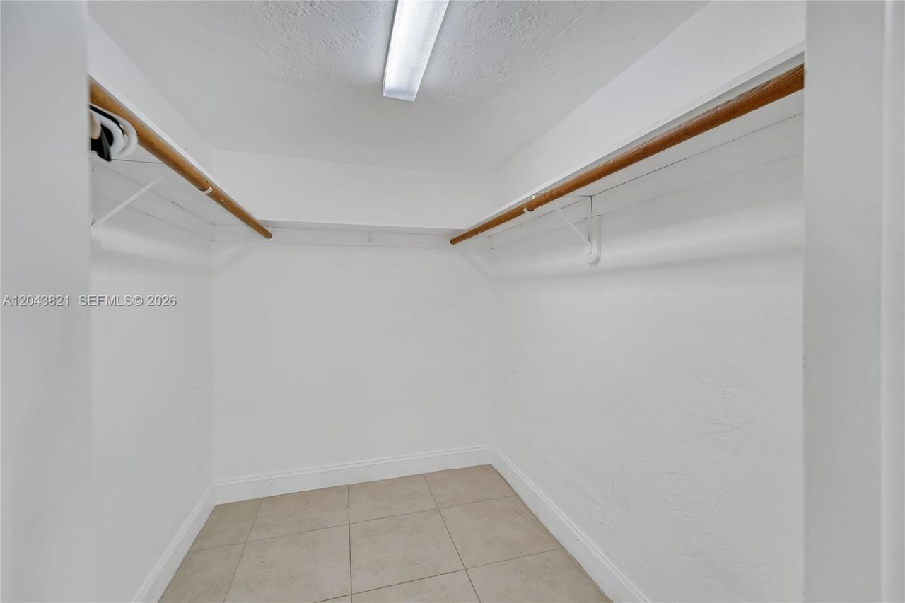 1205 Mariposa Ave , Unit 307, Coral Gables, FL 33146 Photo