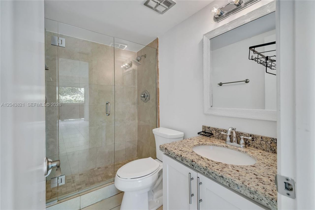 1205 Mariposa Ave , Unit 307, Coral Gables, FL 33146 Photo