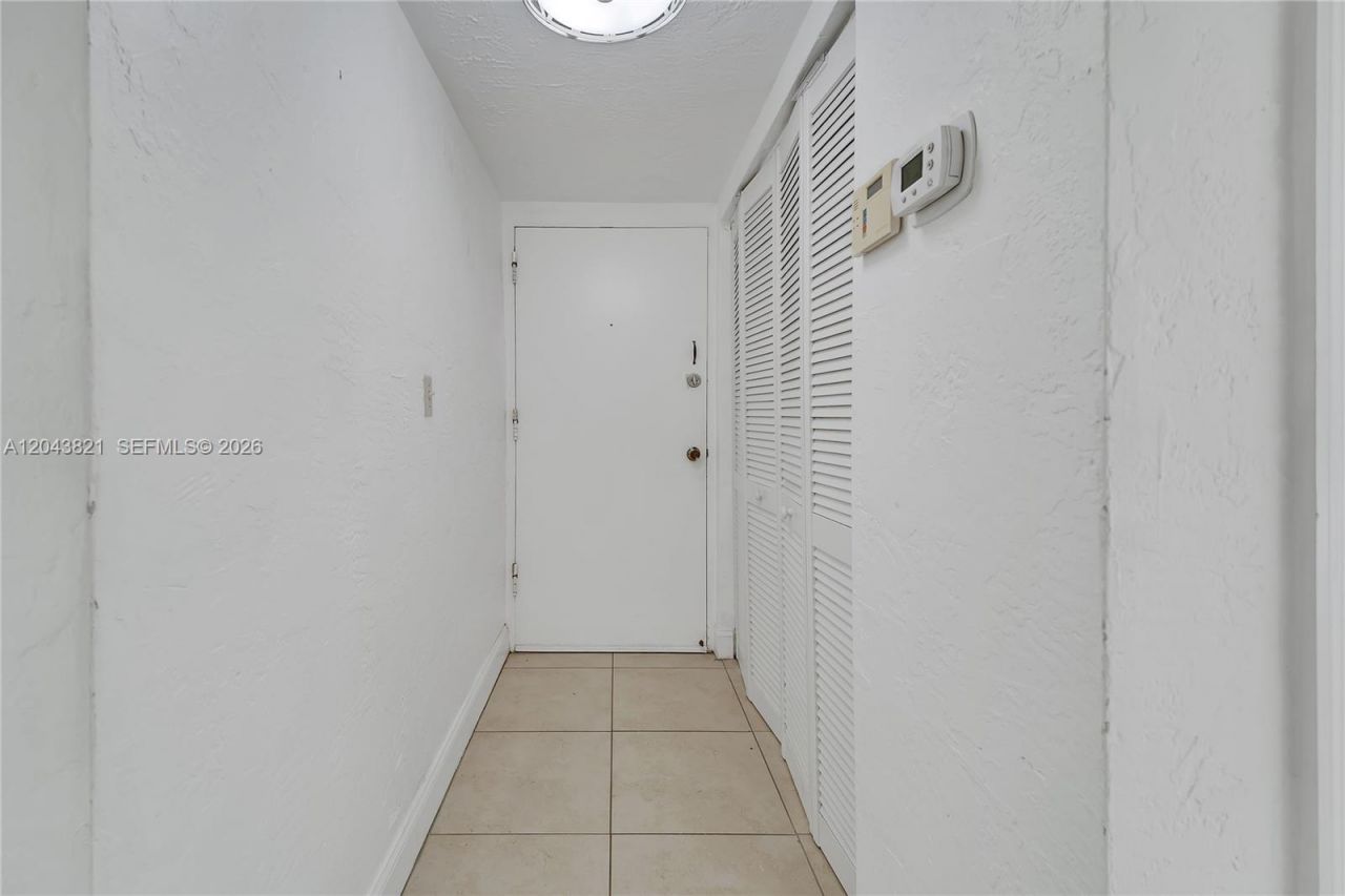 1205 Mariposa Ave , Unit 307, Coral Gables, FL 33146 Photo