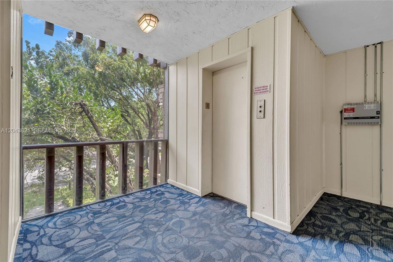 1205 Mariposa Ave , Unit 307, Coral Gables, FL 33146 Photo