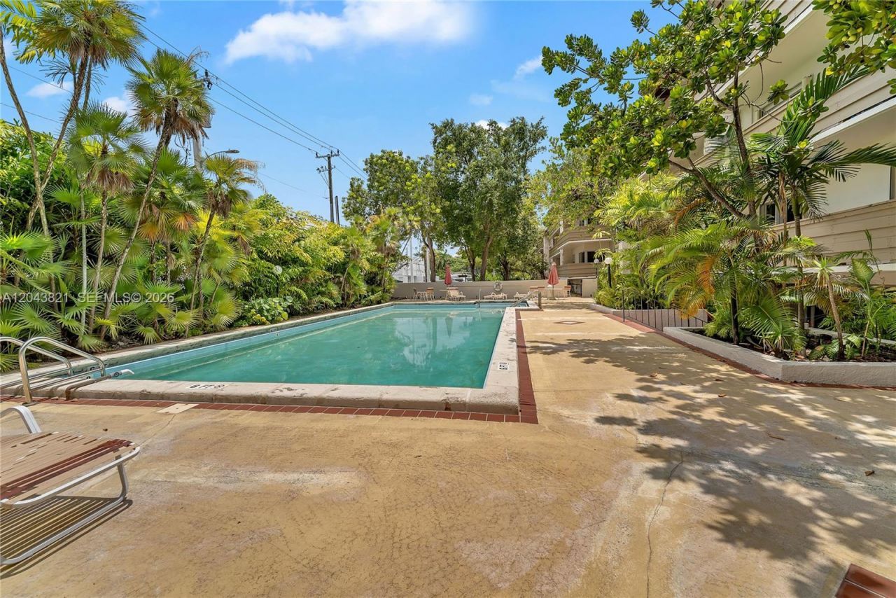 1205 Mariposa Ave , Unit 307, Coral Gables, FL 33146 Photo