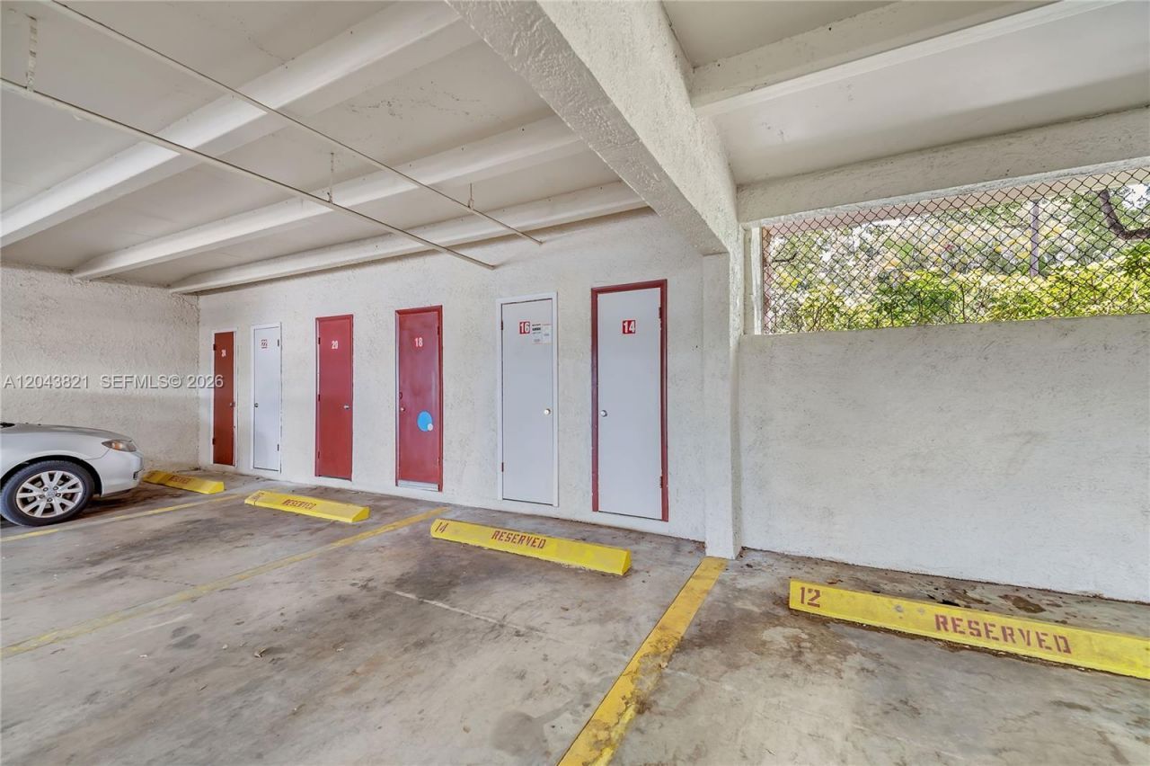 1205 Mariposa Ave , Unit 307, Coral Gables, FL 33146 Photo
