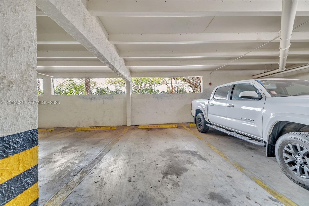 1205 Mariposa Ave , Unit 307, Coral Gables, FL 33146 Photo