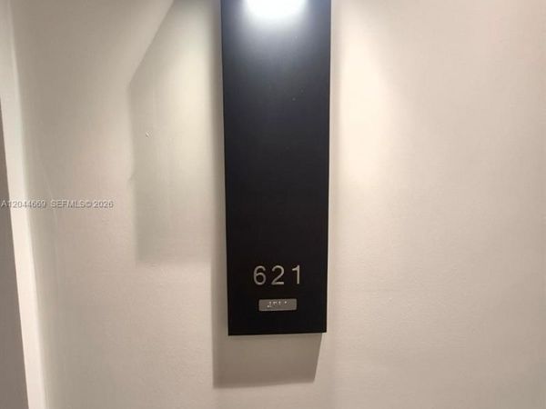3180 S Ocean Dr , Unit 621, Hallandale Beach, FL 33009
