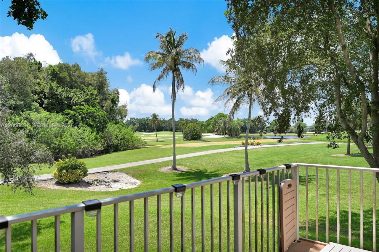 16379 Malibu Dr , Unit 50, Weston, FL 33326 Photo