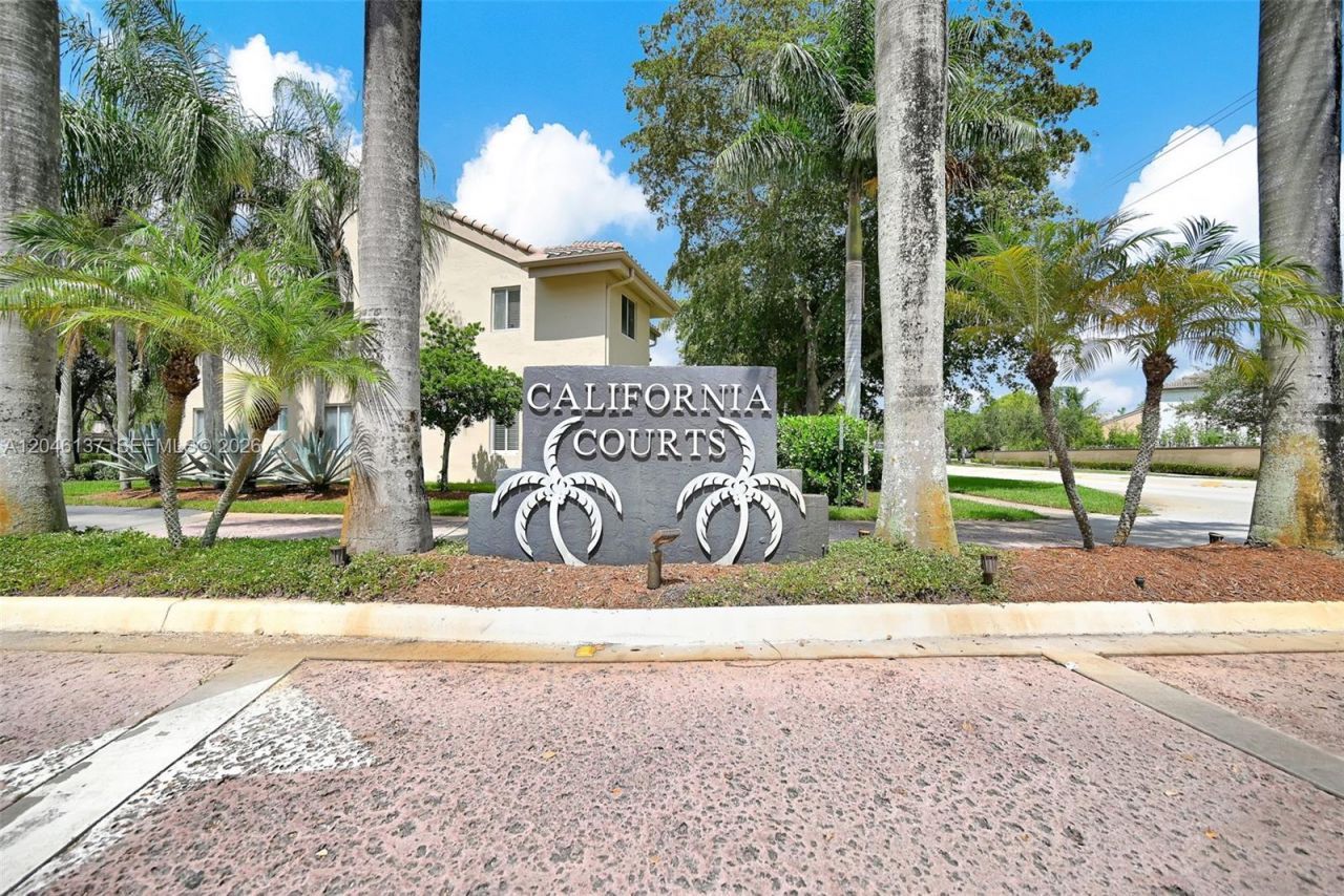 16379 Malibu Dr , Unit 50, Weston, FL 33326 Photo