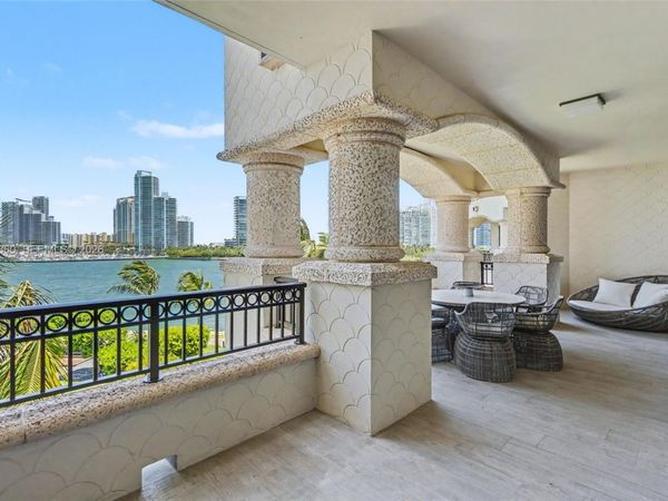 7042 Fisher Island Dr , Unit 7042, Miami Beach, FL 33109