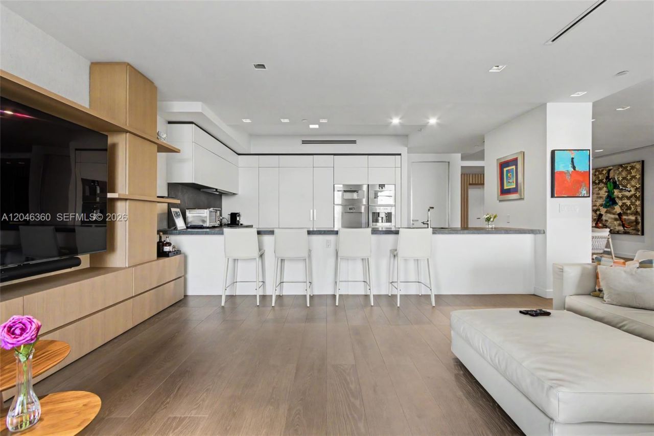 7042 Fisher Island Dr , Unit 7042, Miami Beach, FL 33109 Photo