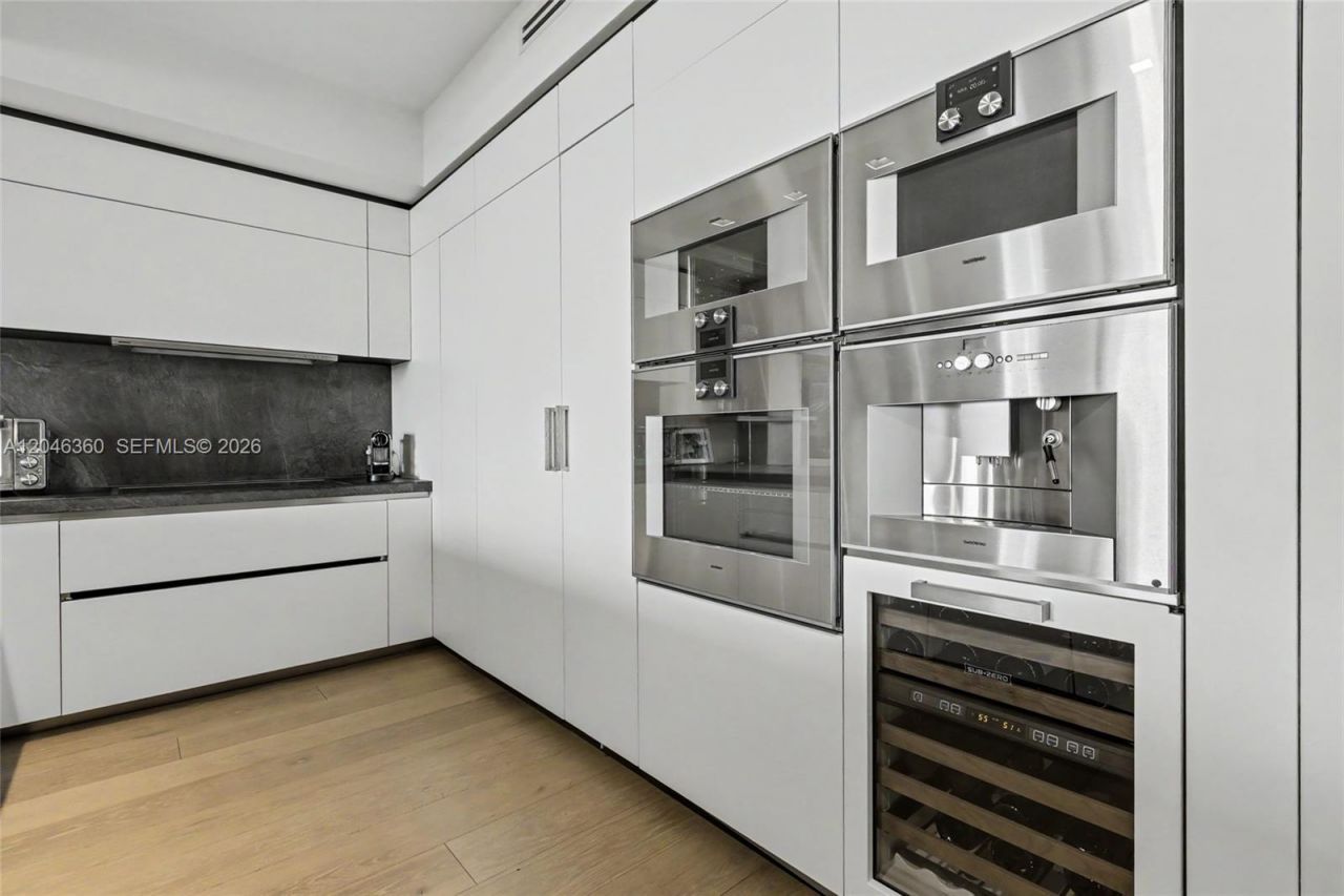 7042 Fisher Island Dr , Unit 7042, Miami Beach, FL 33109 Photo