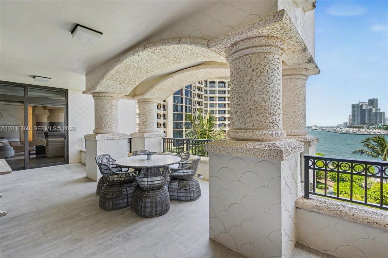 7042 Fisher Island Dr , Unit 7042, Miami Beach, FL 33109 Photo