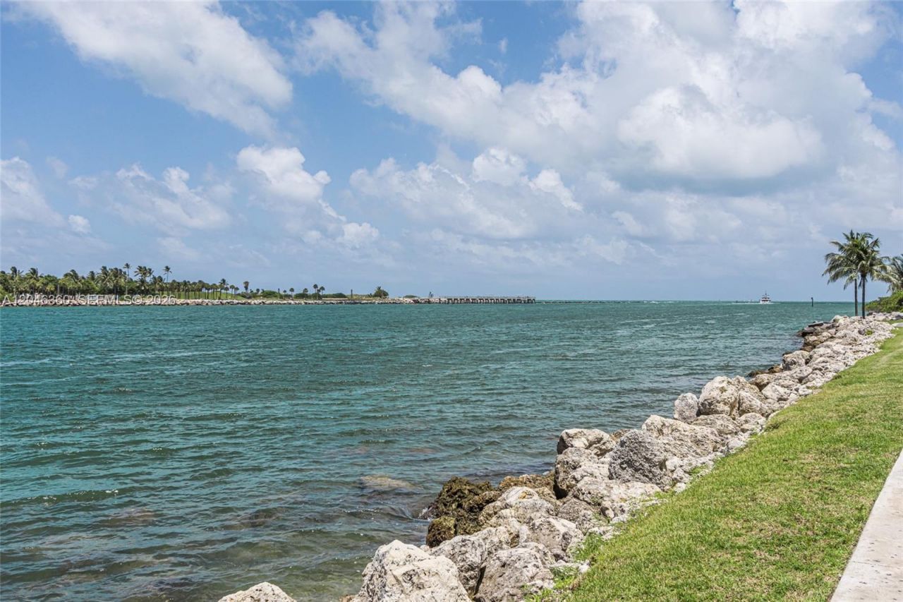 7042 Fisher Island Dr , Unit 7042, Miami Beach, FL 33109 Photo
