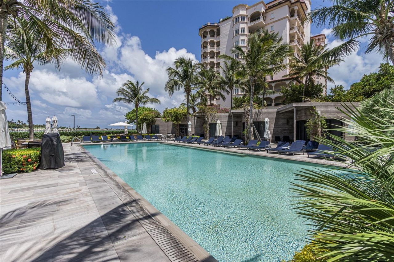 7042 Fisher Island Dr , Unit 7042, Miami Beach, FL 33109 Photo