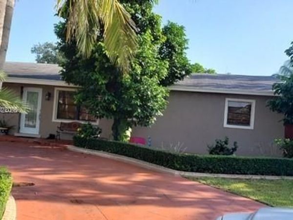 1065 NW 15th St , Homestead, FL 33030
