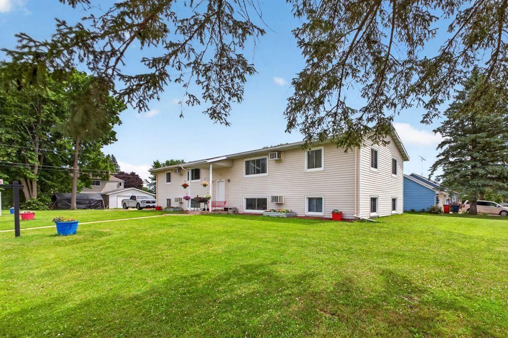 150 2nd Avenue SW, Elgin, MN 55932