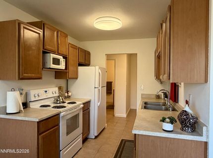 3870 E Leonesio Drive, Unit B1, Reno, NV 89512 Photo