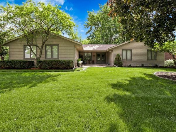1441 Ramsey Close , Rockford, IL 61107