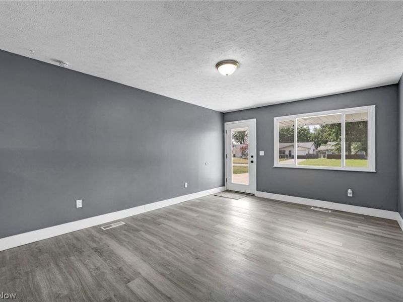 4613 Meadow Lane, Lorain, OH 44055 Photo 9