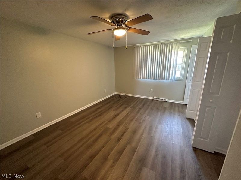 31624 N Marginal Drive, Unit D, Willowick, OH 44095 Photo 4