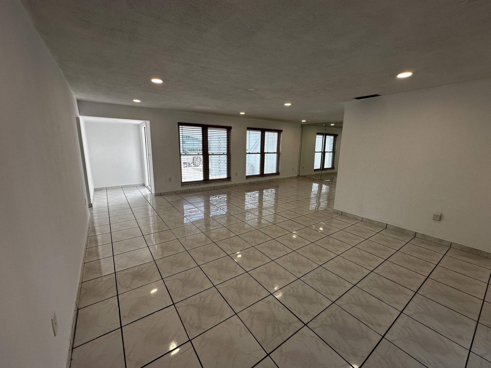 7725 Grandview Boulevard, Unit 7725, Miramar, FL 33023 Photo