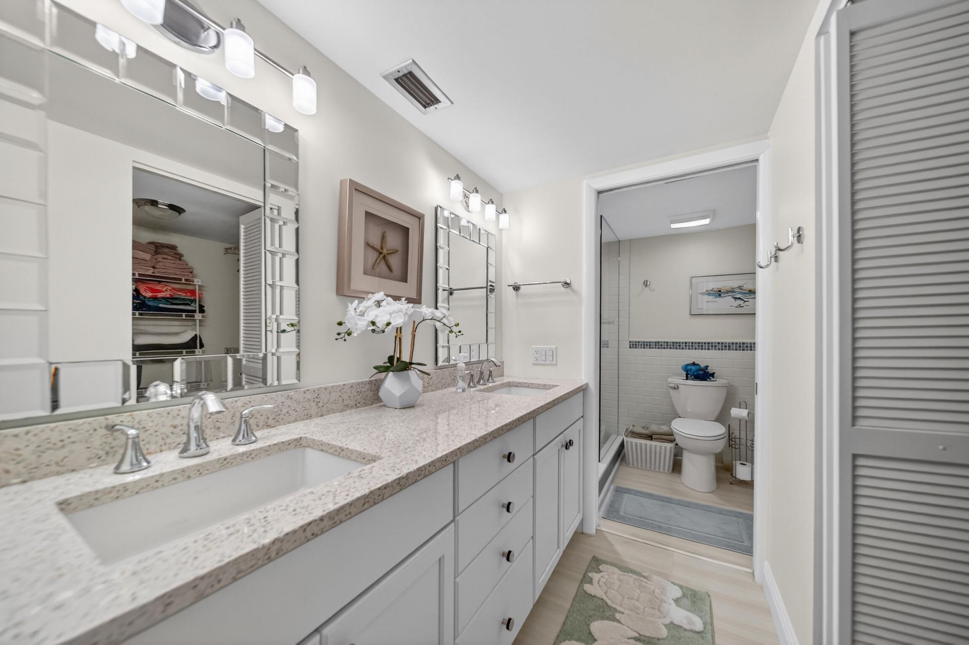 218 NE Edgewater Drive, Hutchinson Island, FL 34996 Photo
