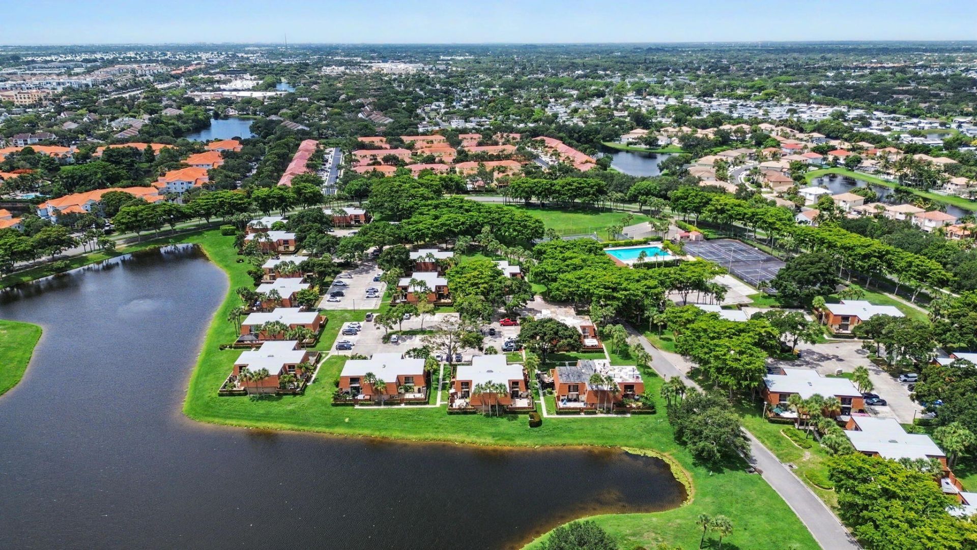310 Buttonwood Lane, Unit B, Boynton Beach, FL 33436 Photo