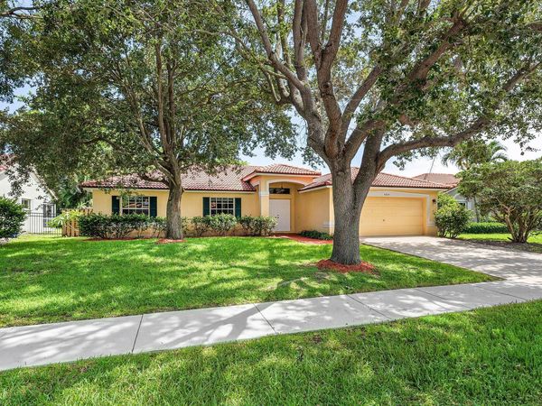 4824 S Lee Road, Delray Beach, FL 33445
