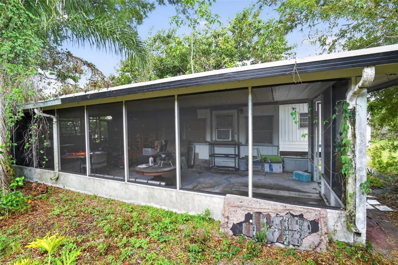 509 Domino Drive N, Ruskin, FL 33570 Photo