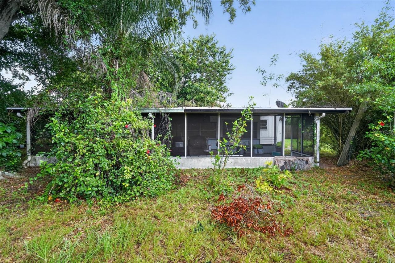 509 Domino Drive N, Ruskin, FL 33570 Photo