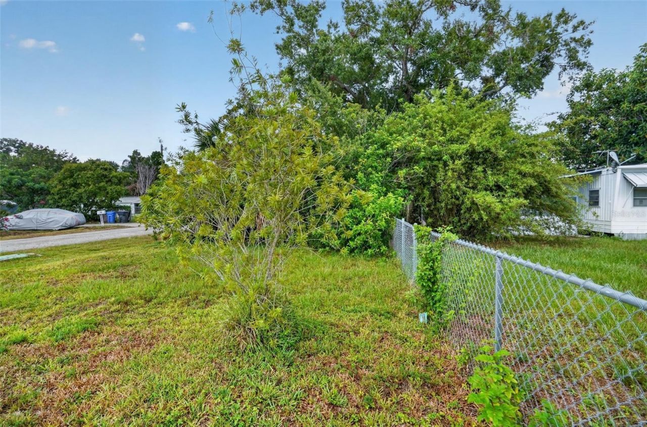 509 Domino Drive N, Ruskin, FL 33570 Photo