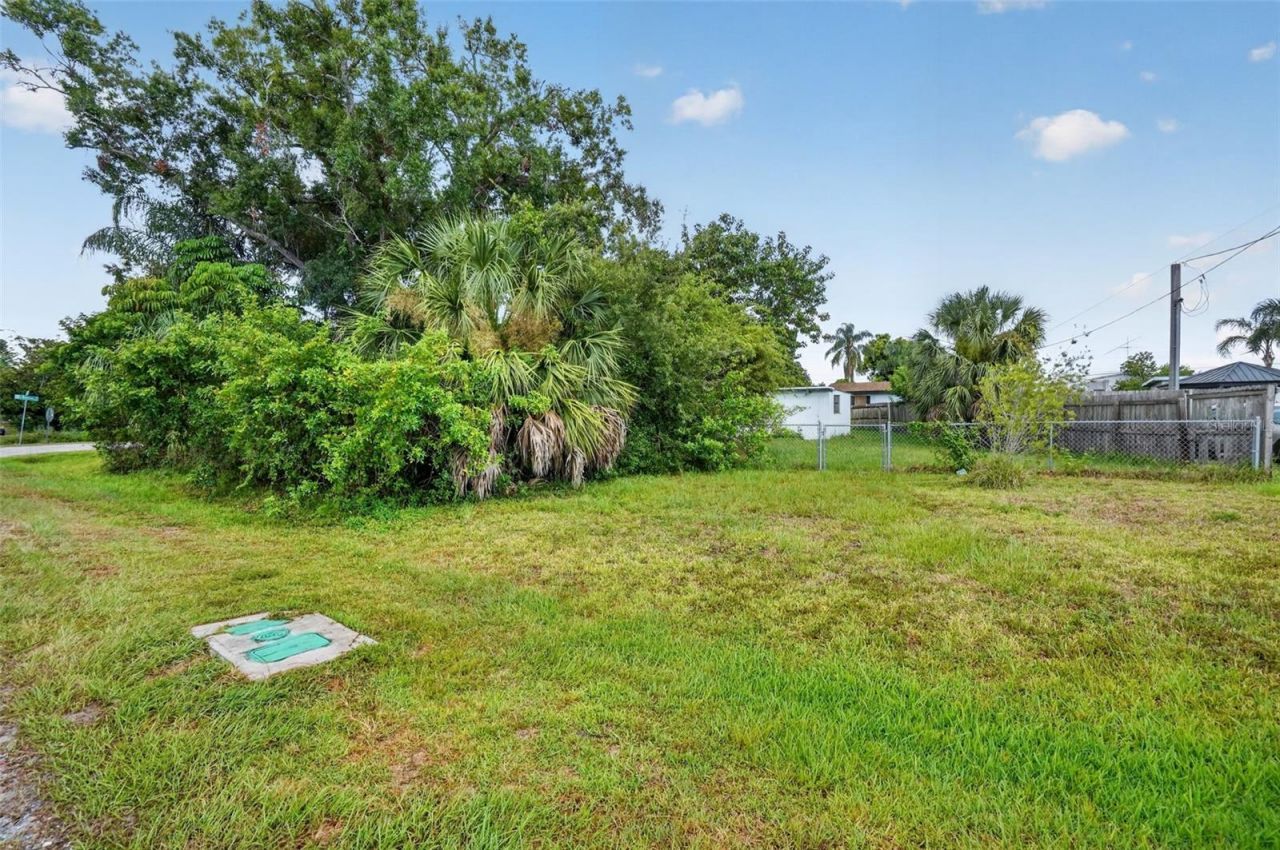 509 Domino Drive N, Ruskin, FL 33570 Photo