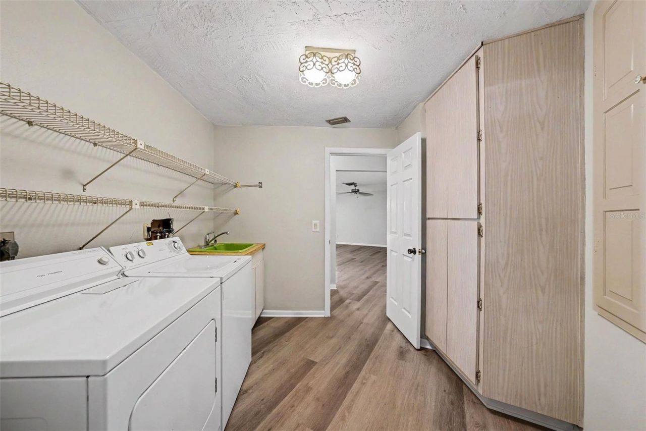 209 15th Street , Palm Harbor, FL 34683 Photo
