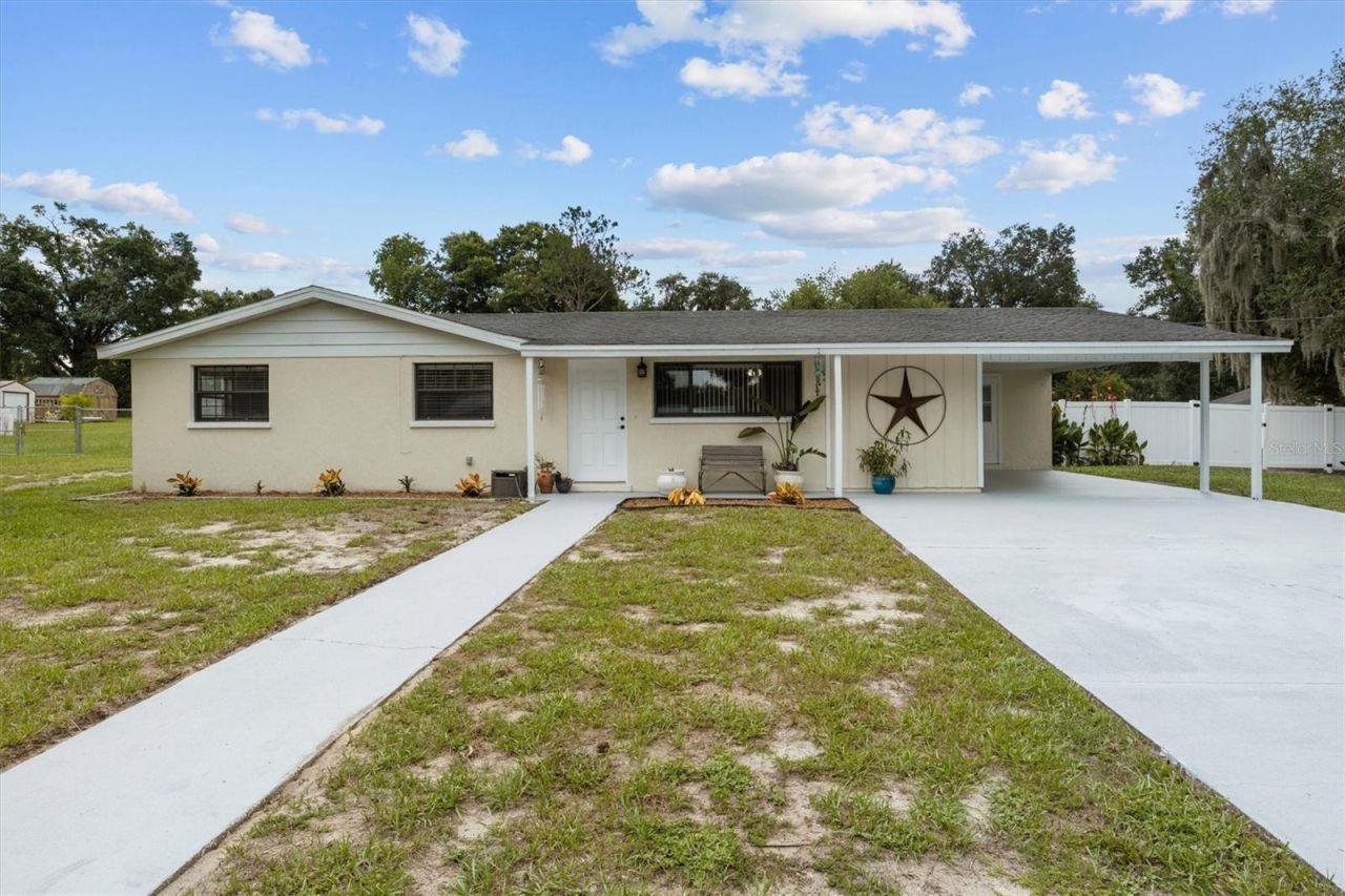 617 Mccranie Road, Lakeland, FL 33809 Main Photo