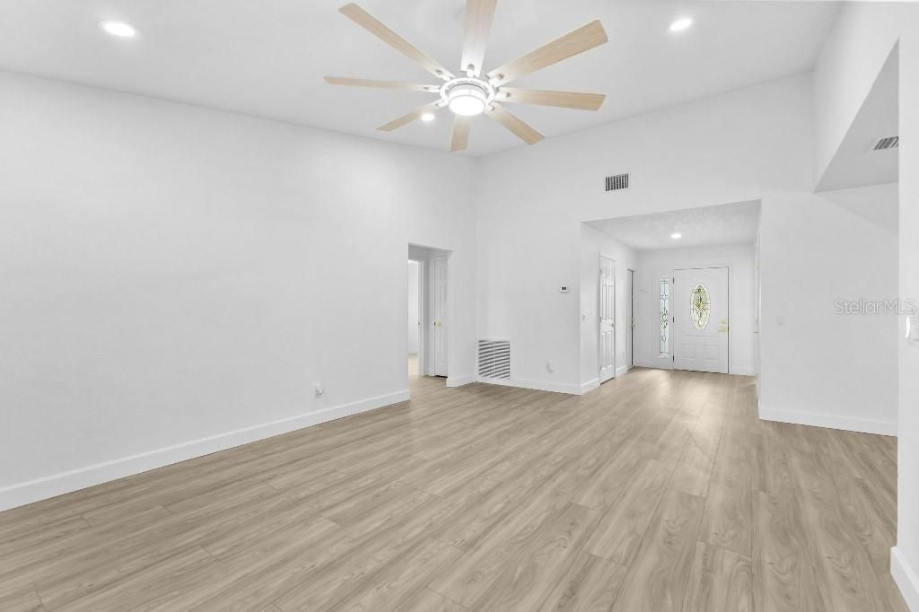 5690 25th Street Circle E, Bradenton, FL 34203 Photo