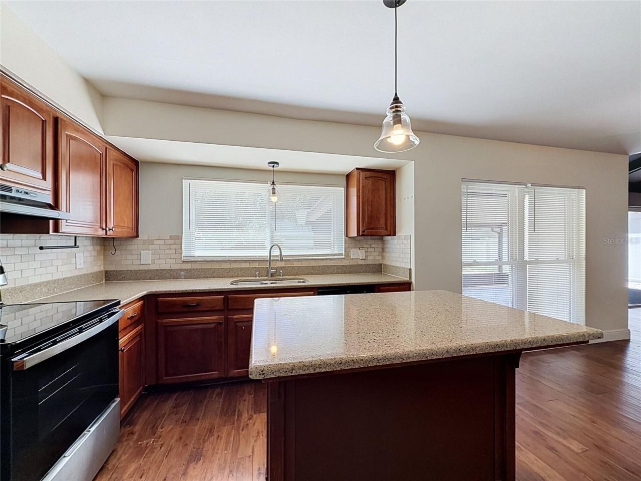 15708 Woodcock Place , Tampa, FL 33624 Photo