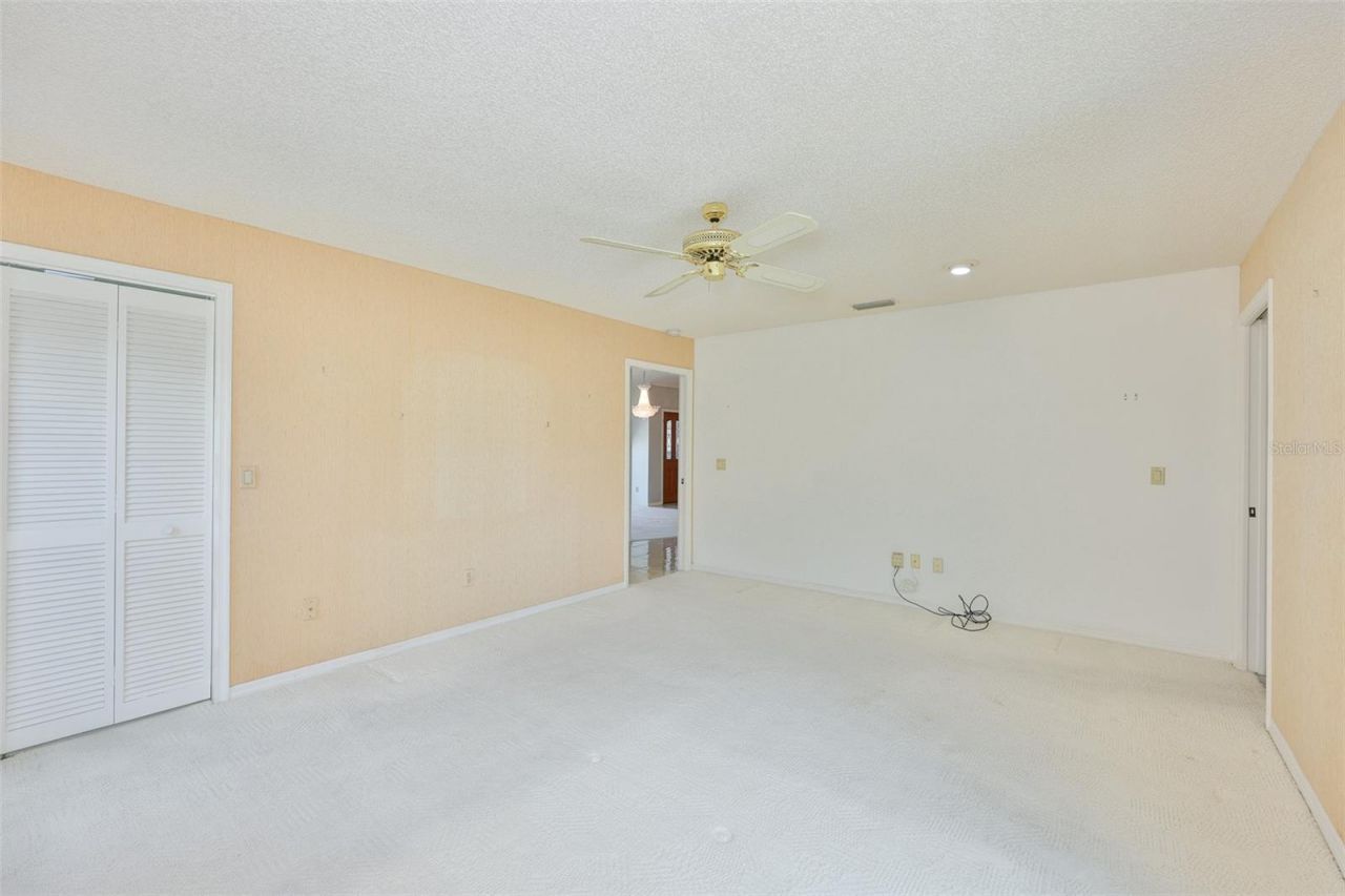 1927 E View Drive , Sun City Center, FL 33573 Photo