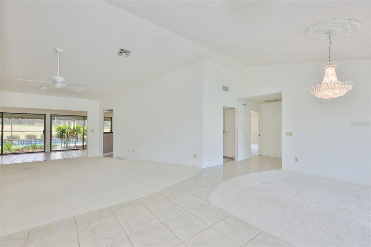 1927 E View Drive , Sun City Center, FL 33573 Photo