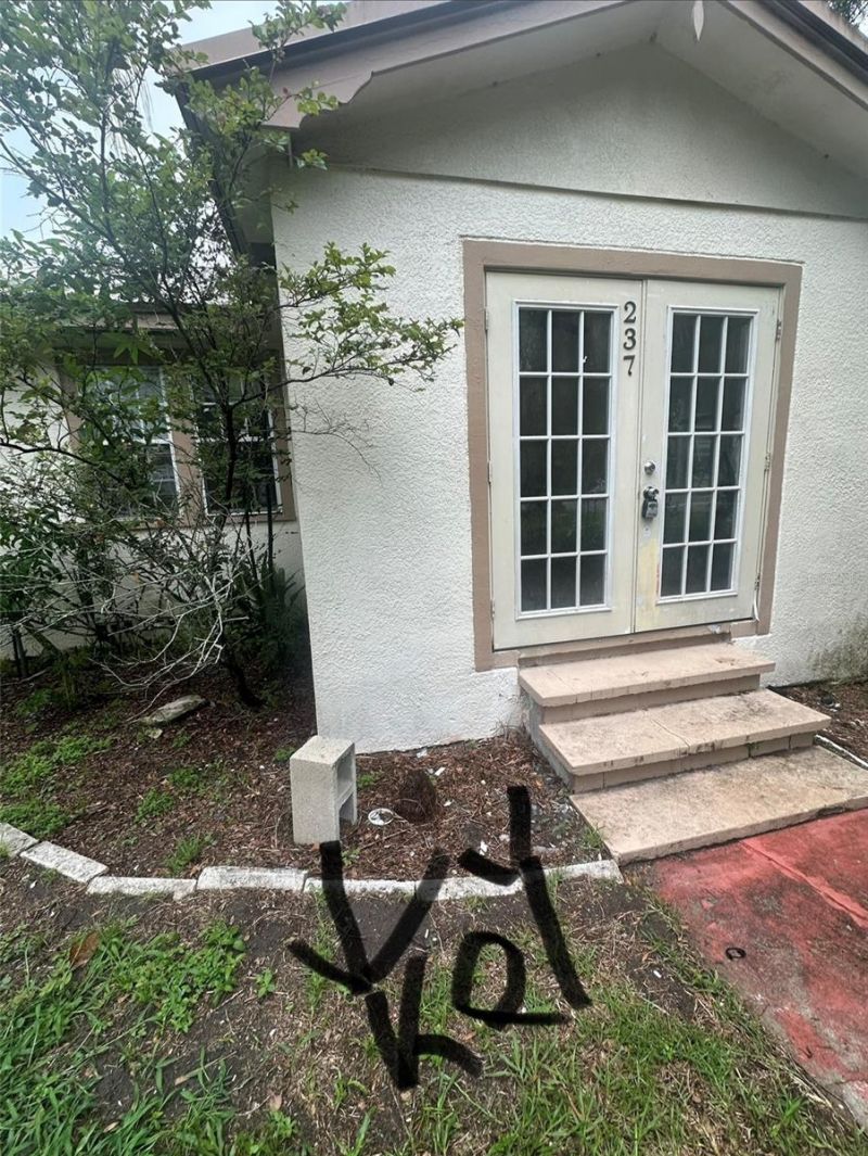237 Broad Street , Masaryktown, FL 34604 Photo