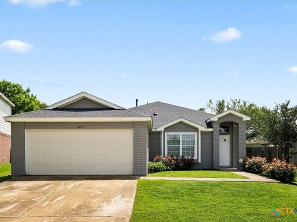403 Thunderstorm Avenue , Lockhart, TX 78644