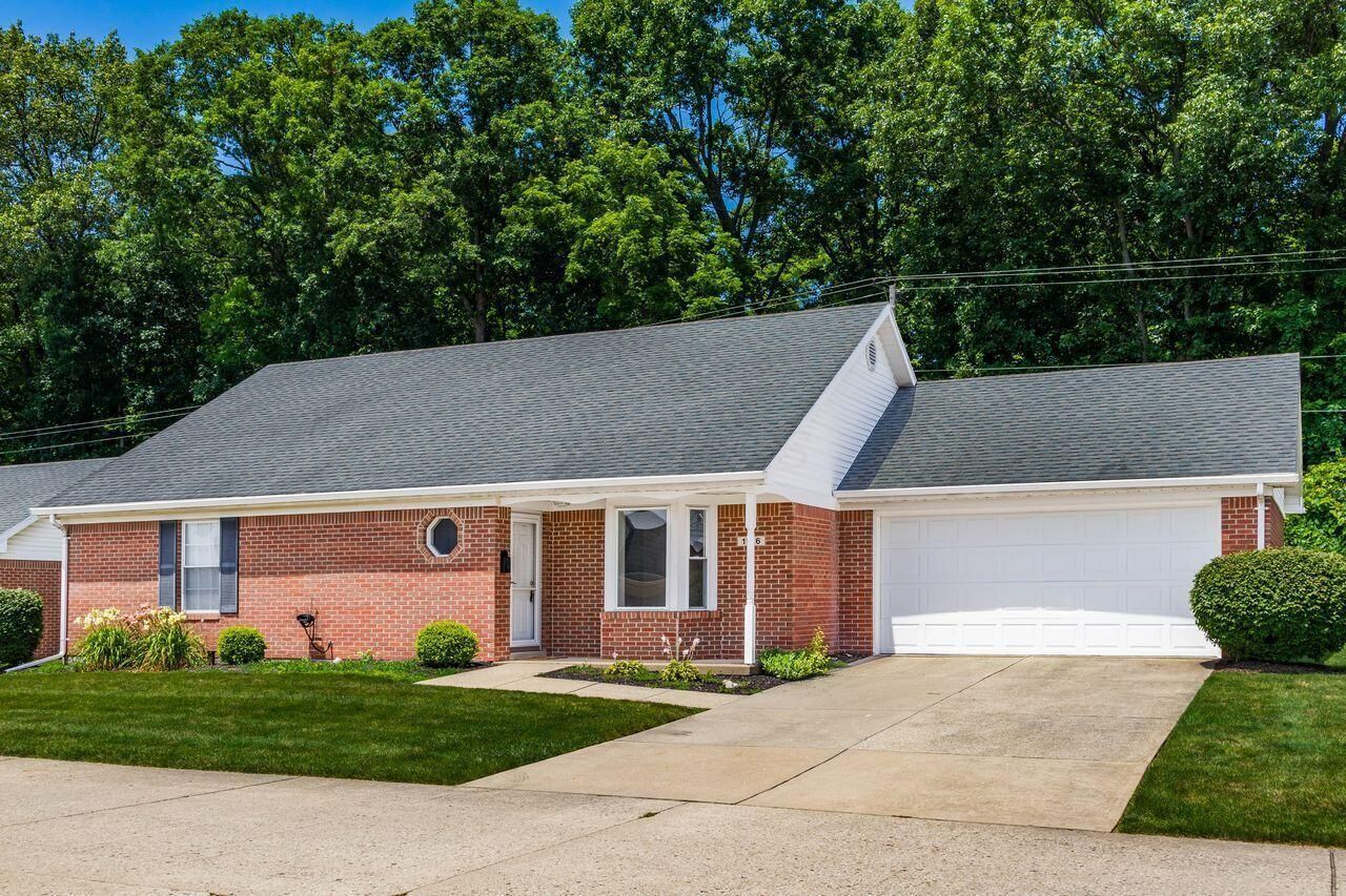 1146 Old Farm Lane , Springfield, OH 45503 Main Photo