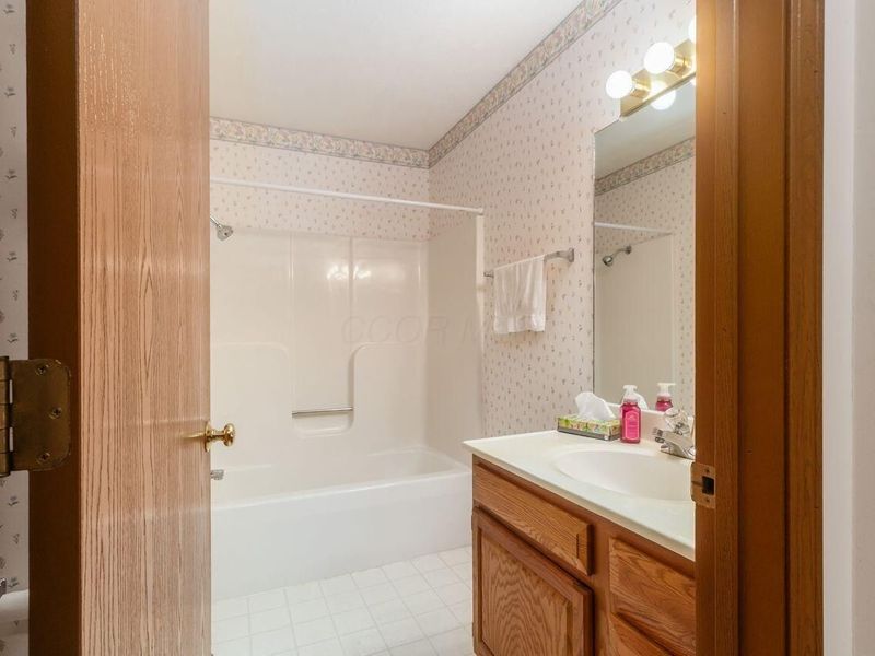 1146 Old Farm Lane, Springfield, OH 45503 Photo 31