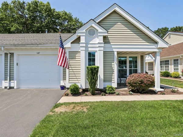 187 Glen Drive , Ridge, NY 11961