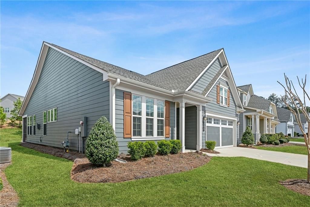108 Red Maple Drive, Peachtree City, GA 30269 Main Photo